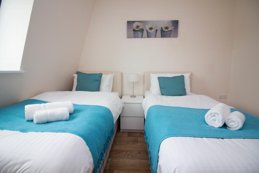 Castle Point Apartments Southampton Premier Lodge Экстерьер фото