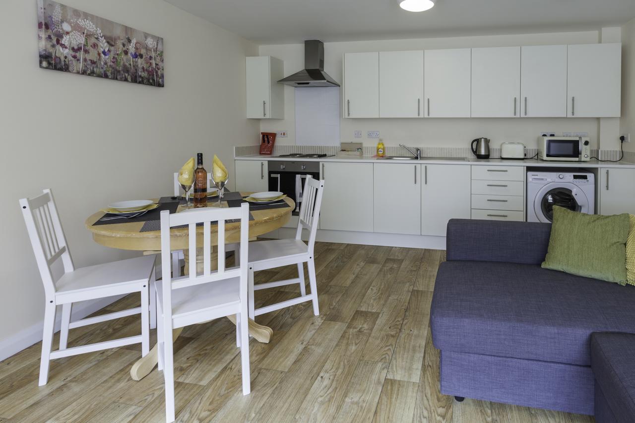 Castle Point Apartments Southampton Premier Lodge Экстерьер фото