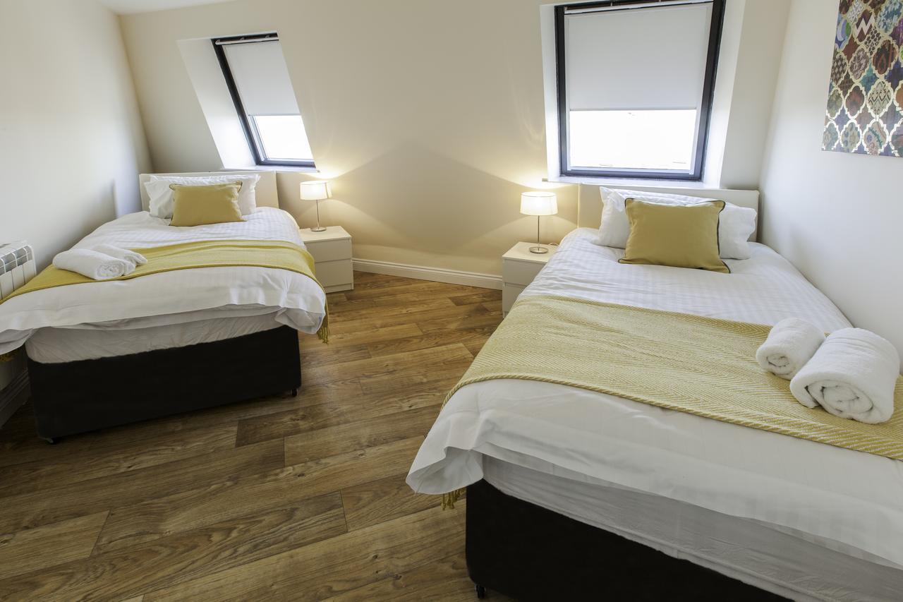 Castle Point Apartments Southampton Premier Lodge Экстерьер фото