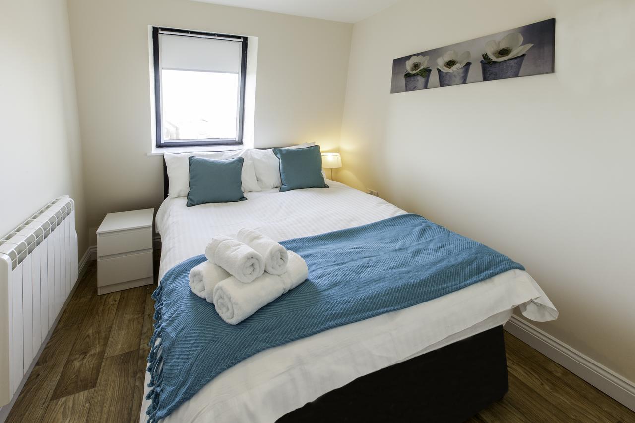 Castle Point Apartments Southampton Premier Lodge Экстерьер фото
