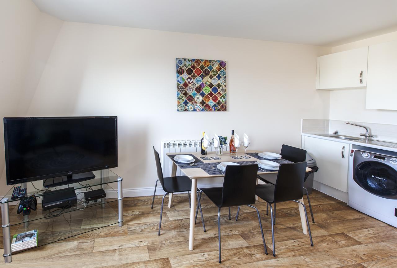 Castle Point Apartments Southampton Premier Lodge Экстерьер фото